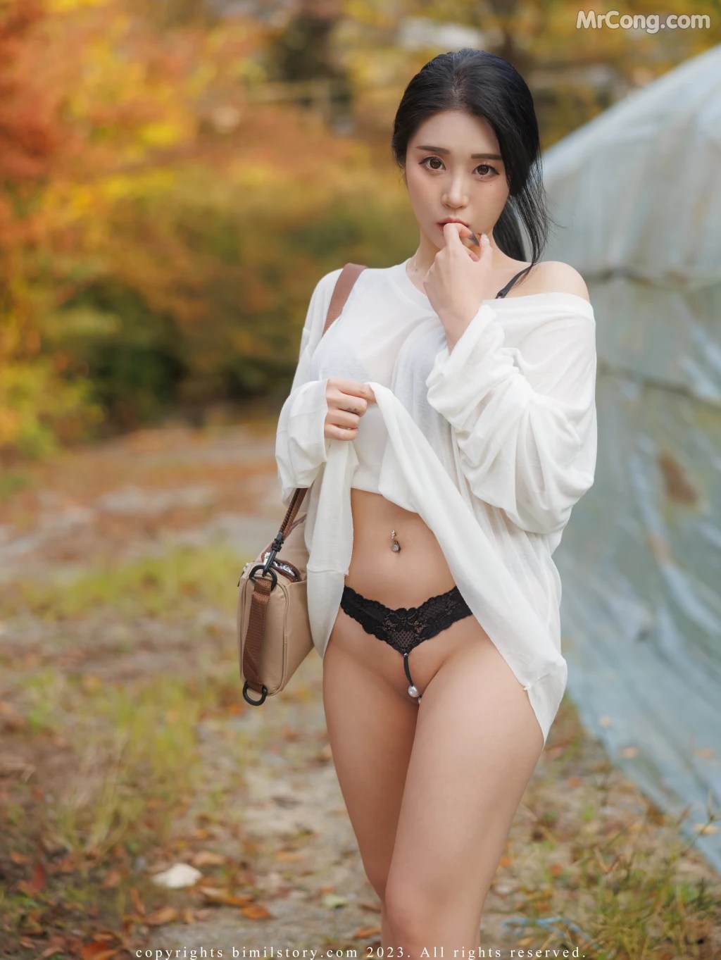 [Bimilstory] Bomi (보미)_ Vol.36 Outdoor Exposure – Purpose of Hiking [90P]