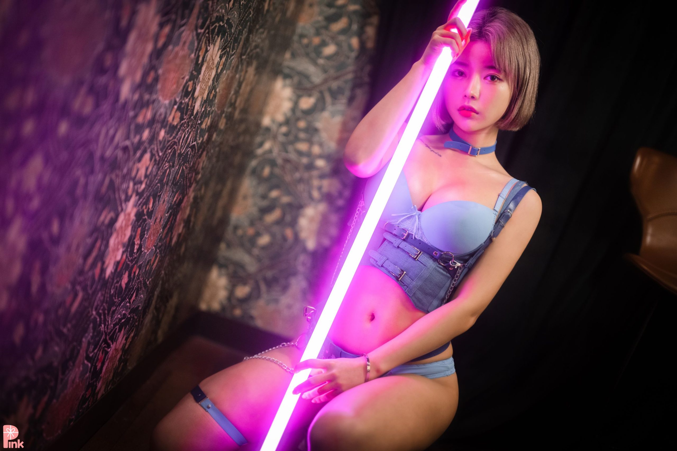 [PINK RIBBON] Uuuha - Secret Present - 2 [95P]