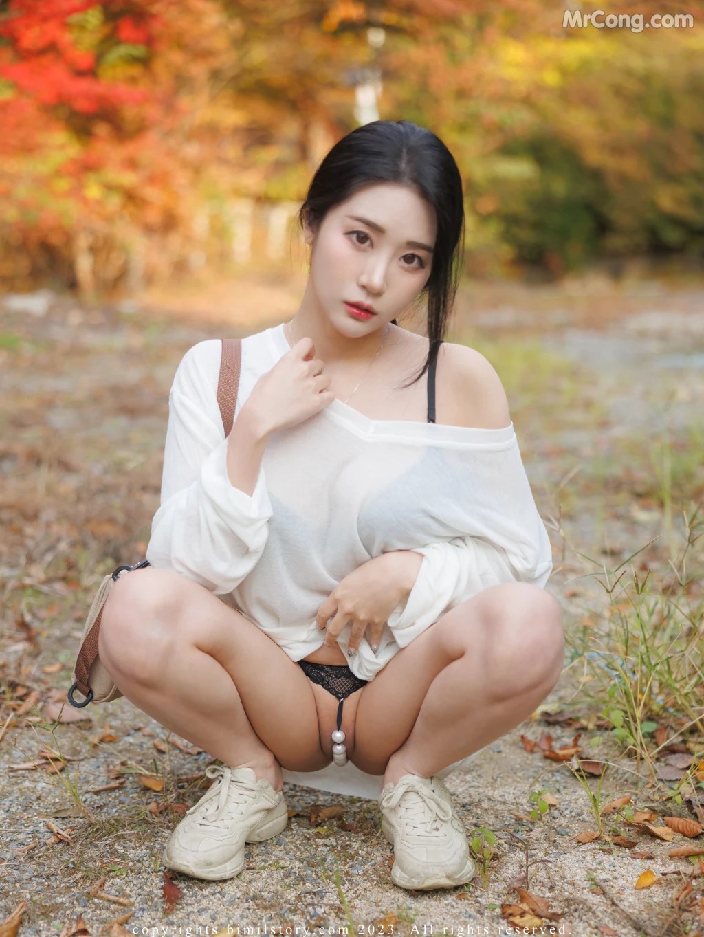 [Bimilstory] Bomi (보미)_ Vol.36 Outdoor Exposure – Purpose of Hiking [90P]