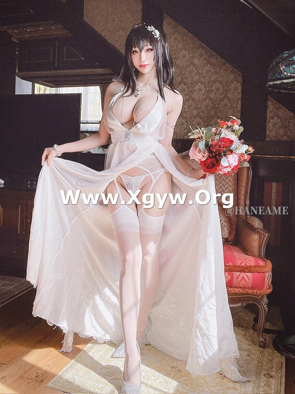 Coser美女雨波_HaneAme-Taihou Wedding主题白色薄透婚纱配白丝吊袜诱惑写真 [40P]