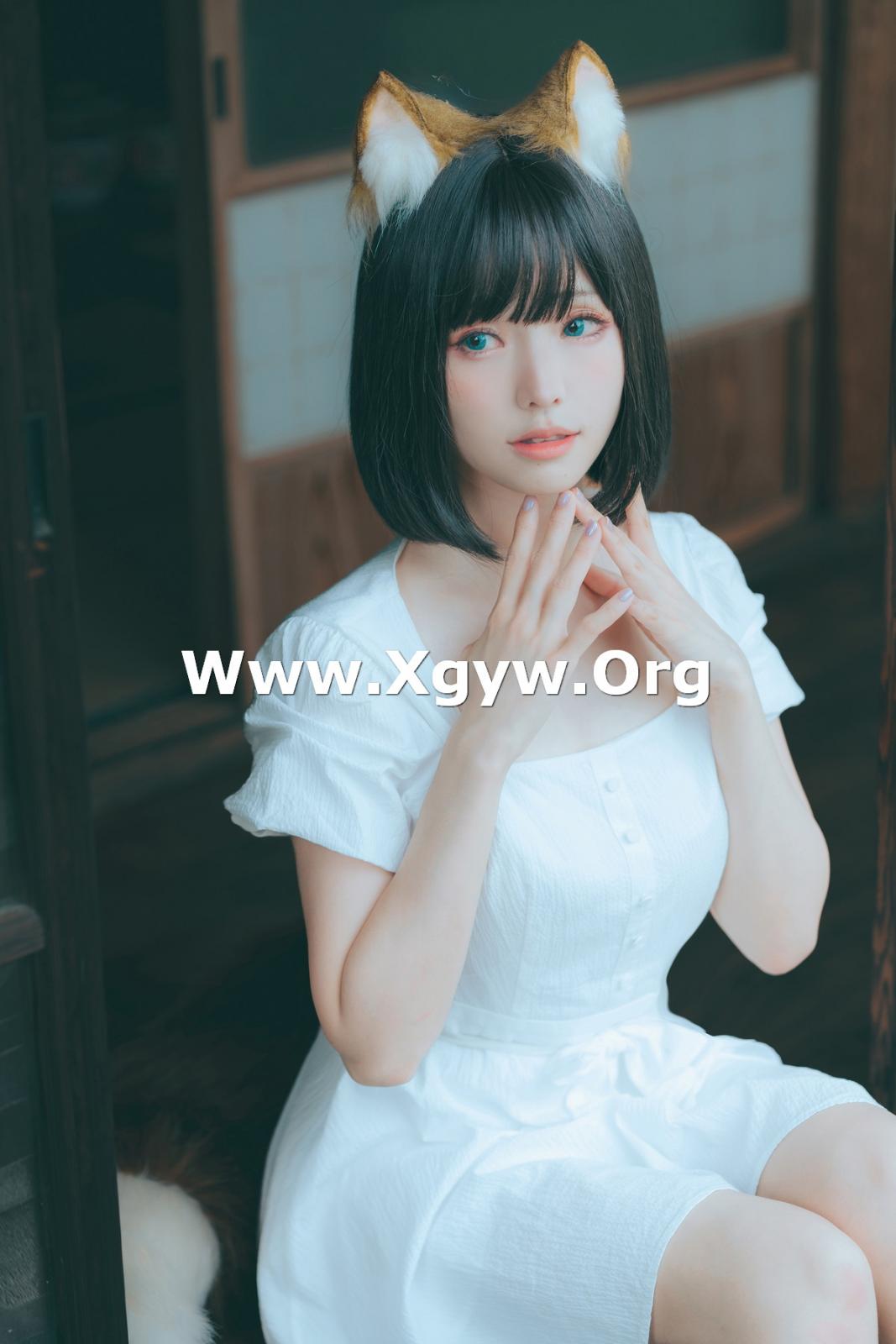 Coser妹子Ely_eee-7月合集主题性感白洋裝狐少女+日系浴衣秀曼妙身姿诱惑写真 [139P]