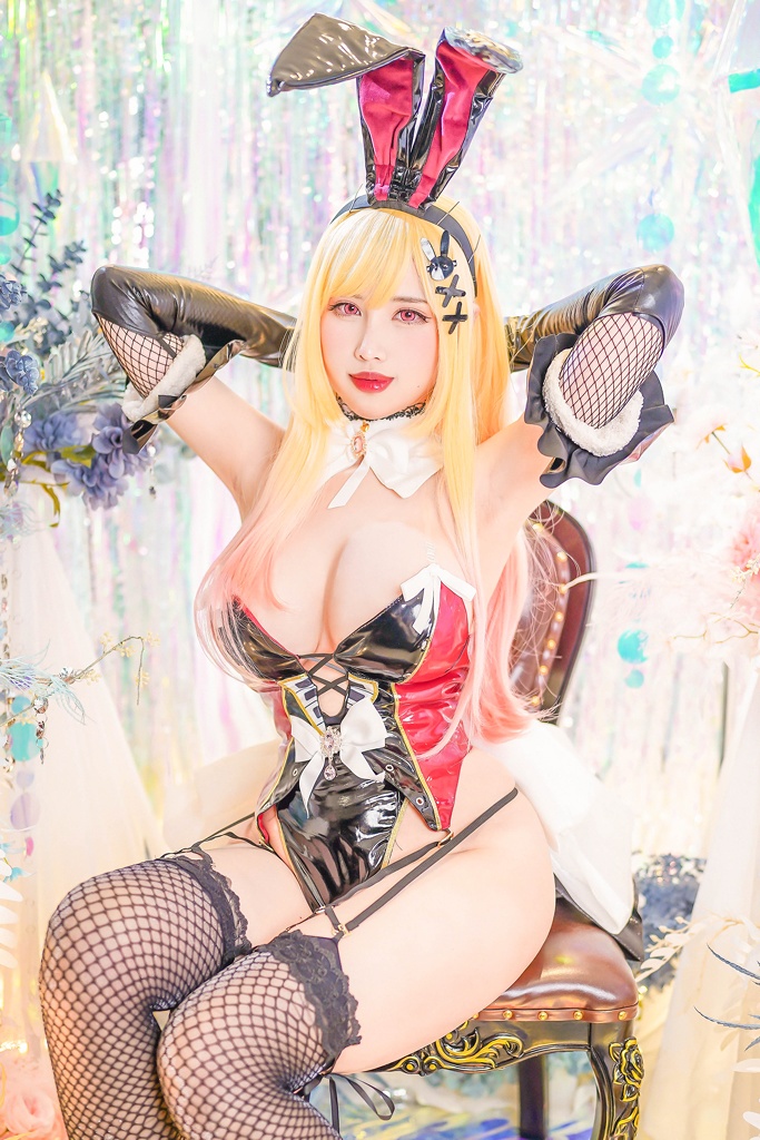 KaYa Huang – Marin Kitagawa Bunny Suit