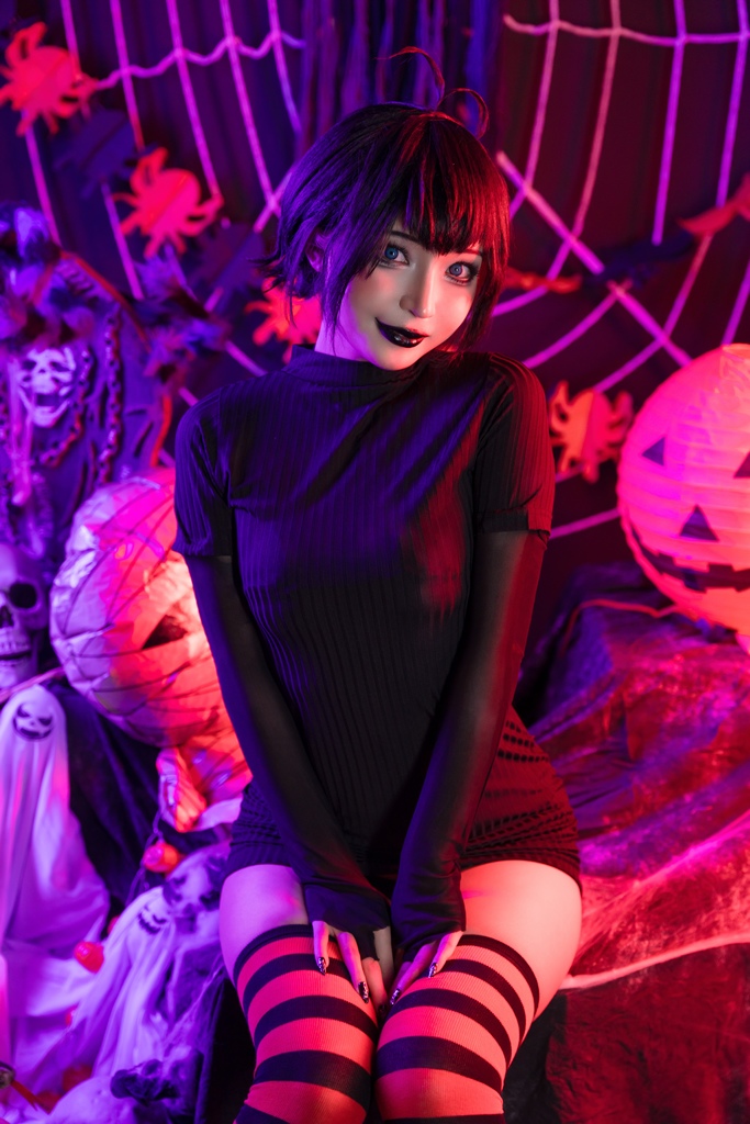 Umeko J – Mavis Halloween