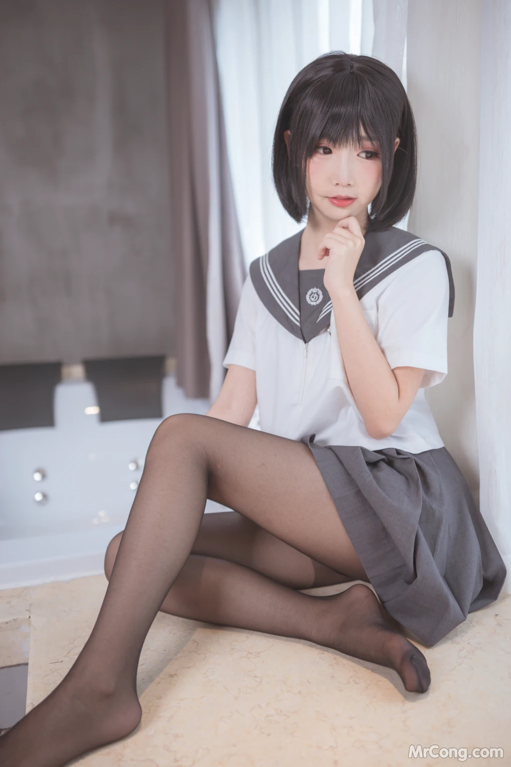 Coser@面饼仙儿 No.016_ 脑内少女 黑丝JK [25P]