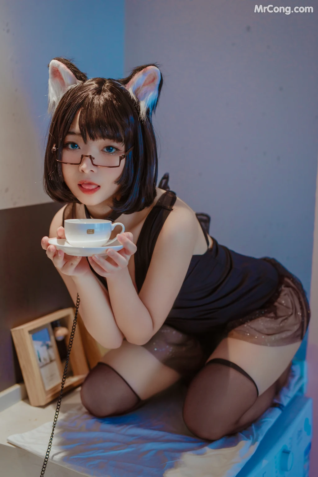 Coser@yuuhui玉汇 No.001_ 猫猫头黑裙子 [10P]