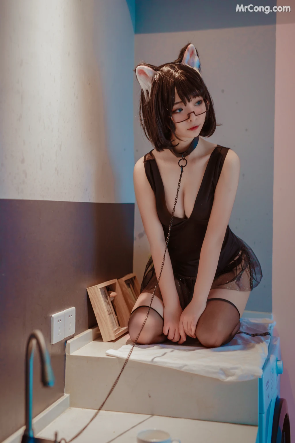 Coser@yuuhui玉汇 No.001_ 猫猫头黑裙子 [10P]