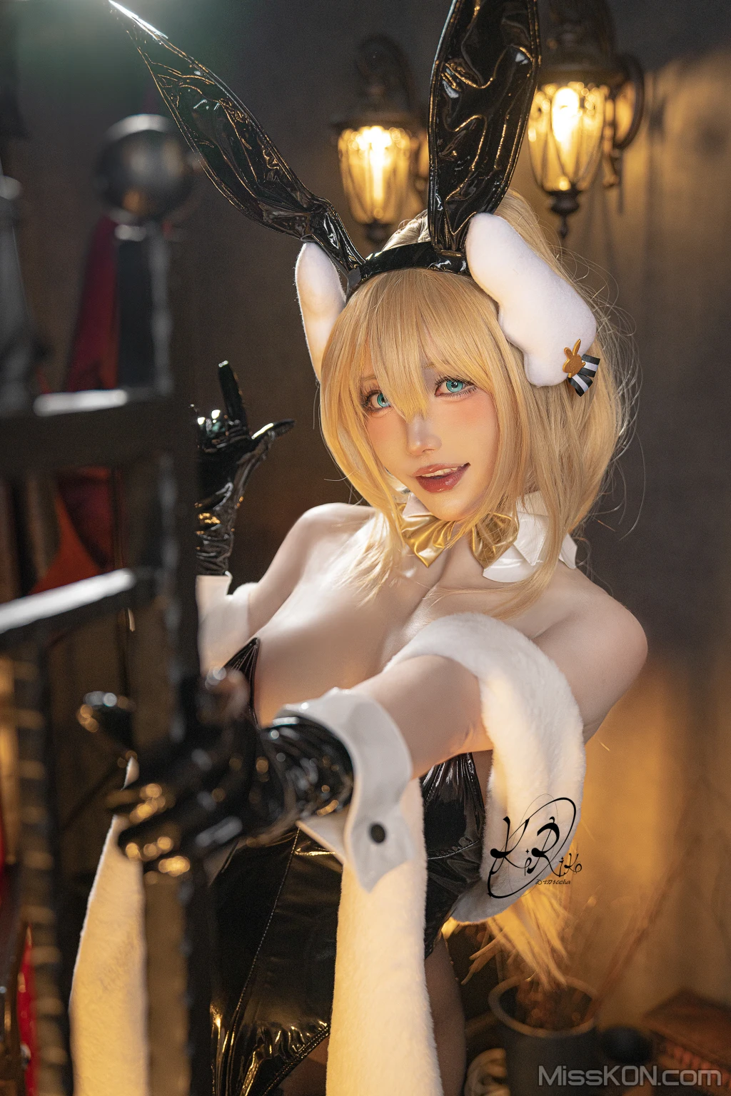 Coser@切切Celia_ 露菲 [32P]