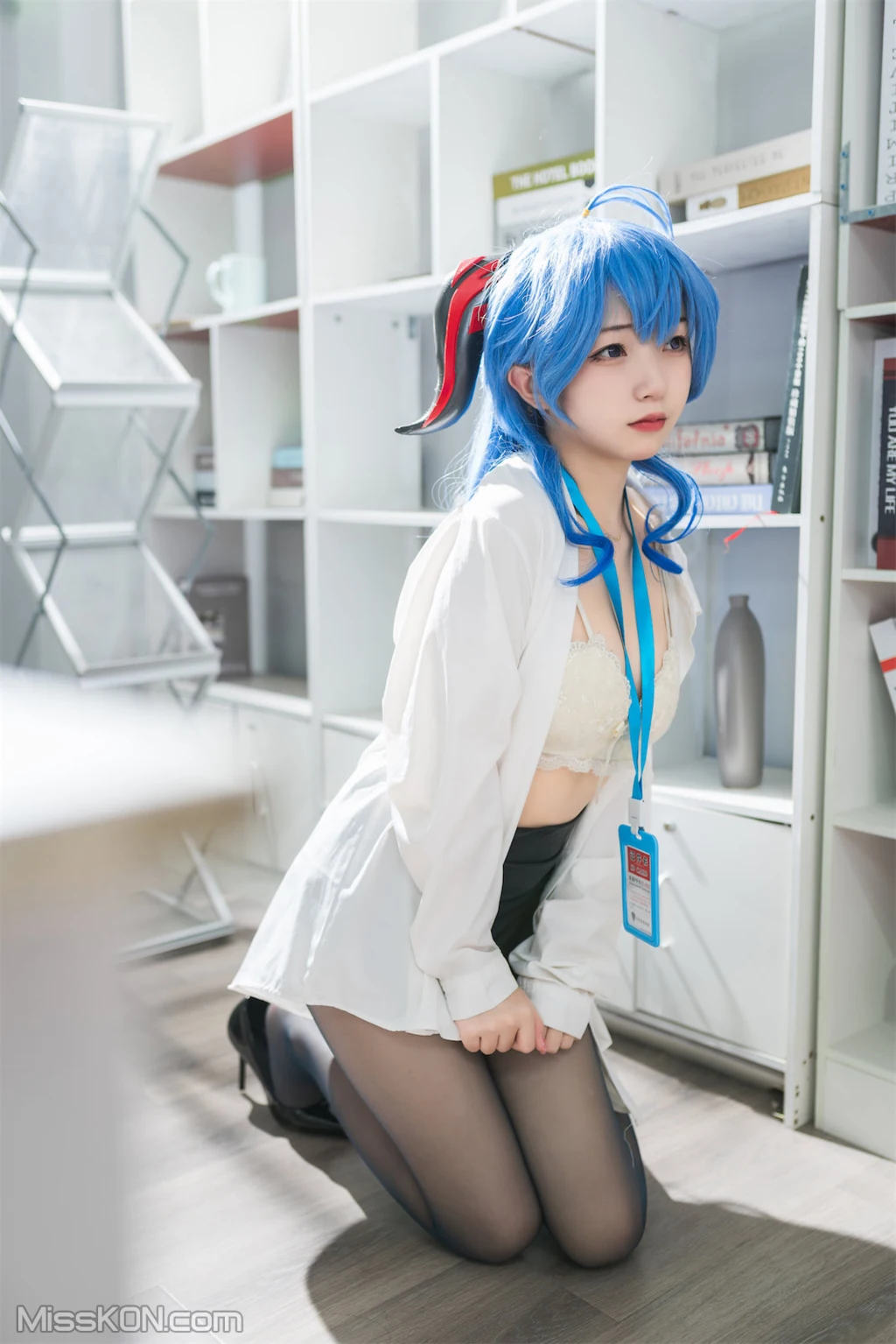 Coser@花铃_ 甘雨秘书OL [93P]