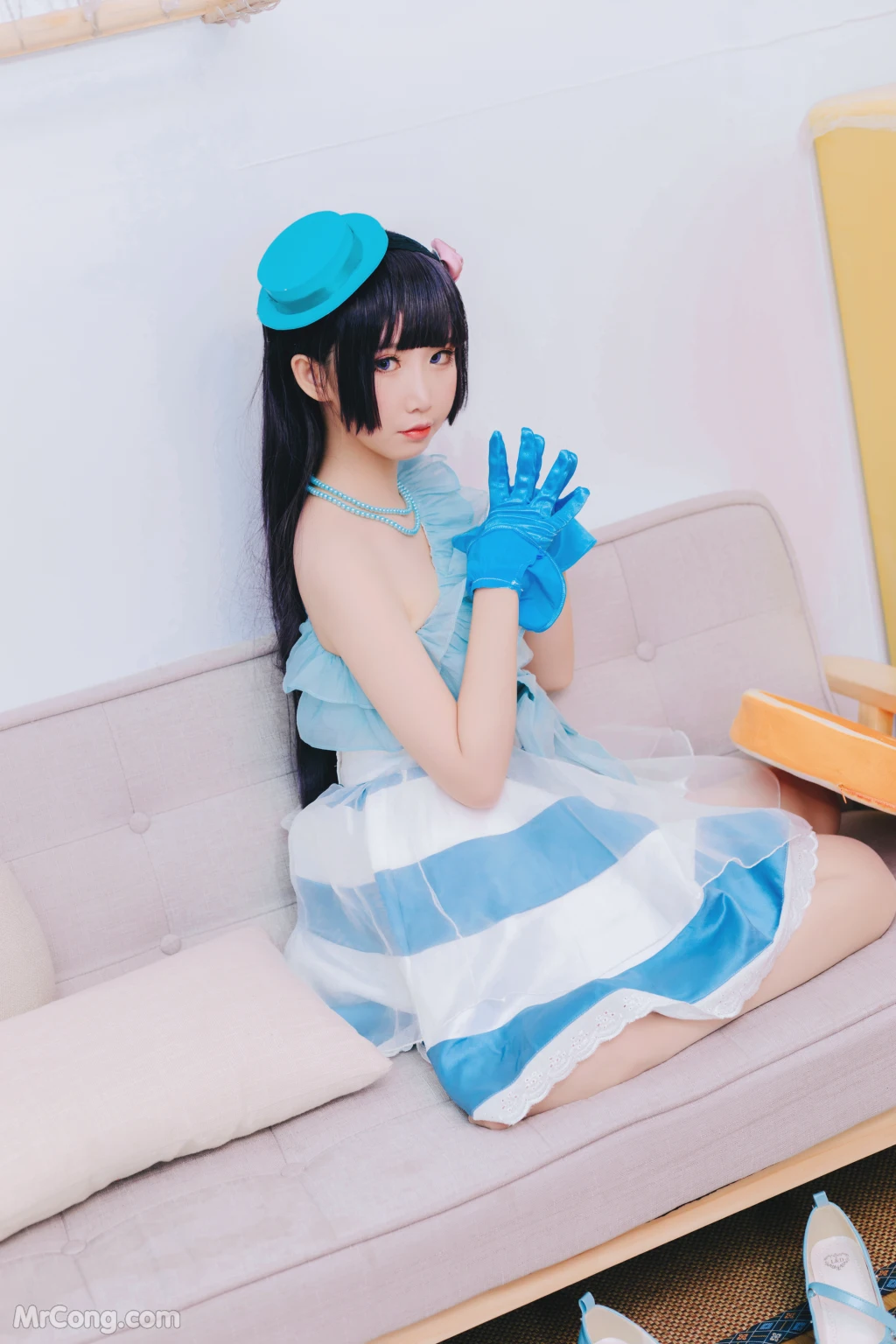 Coser@面饼仙儿 No.026_ 黑猫打歌服 [12P]