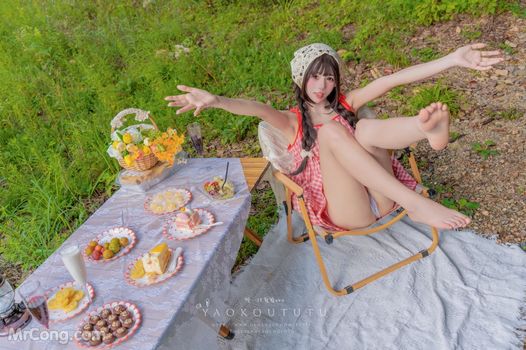 Coser@黏黏团子兔_ 绿野茶会 Lovesick Girls [69P]