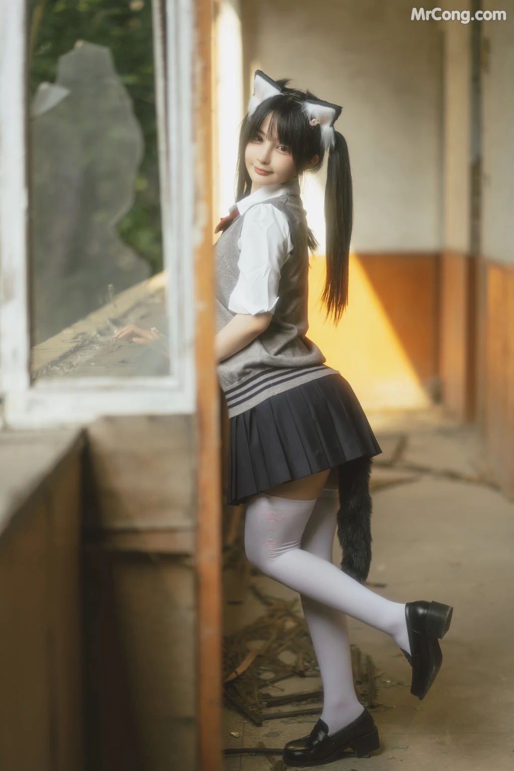 Coser@桜井宁宁 Vol.053_ 废墟jk [74P]