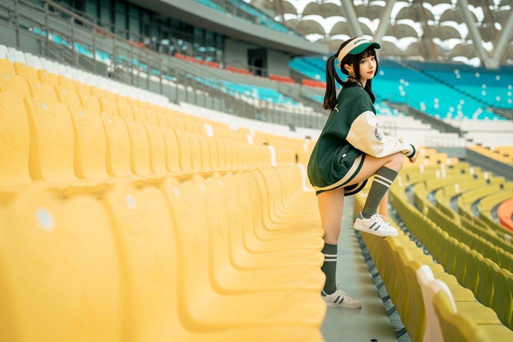 Chunmomo 蠢沫沫 – Baseball Girl