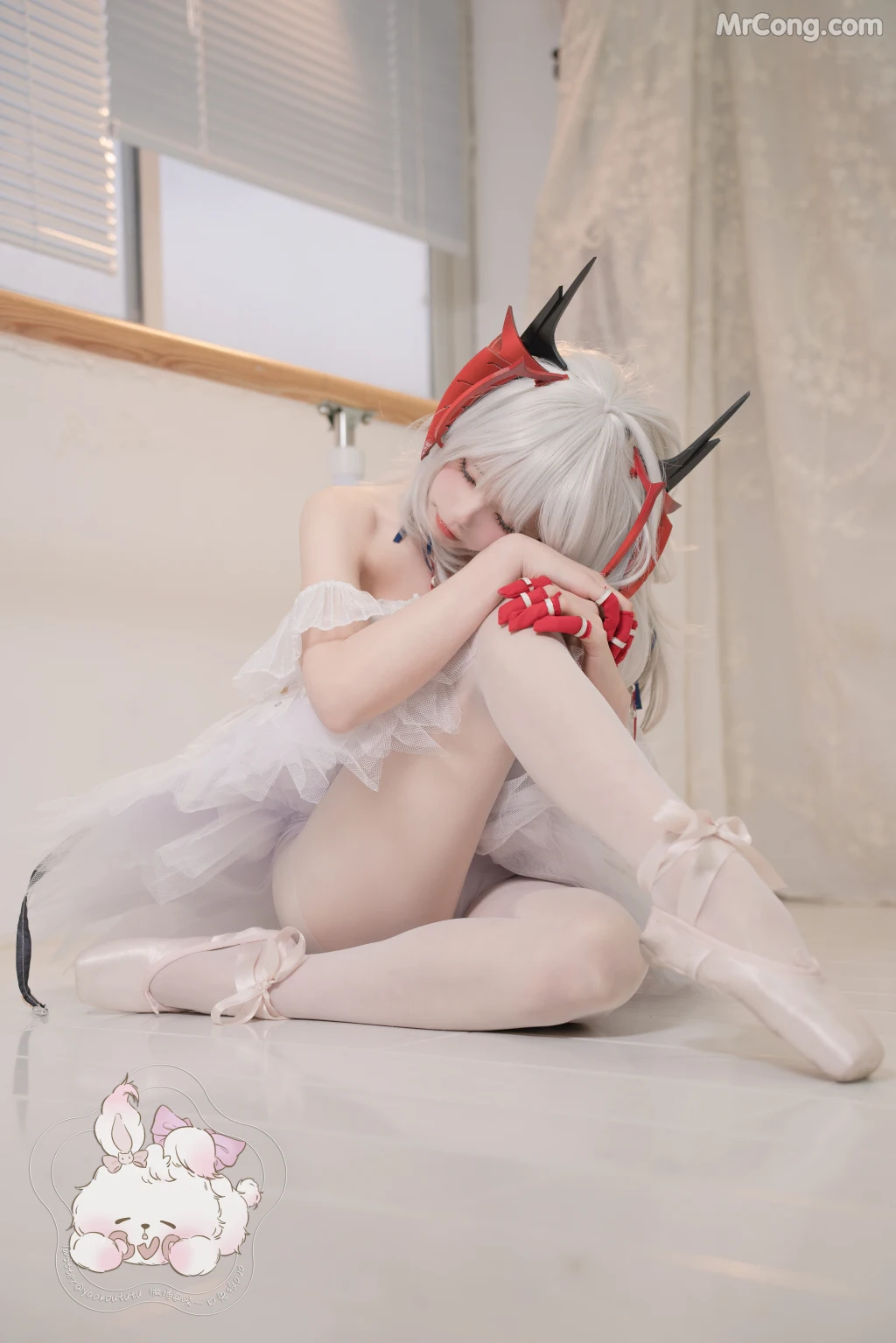 Coser@黏黏团子兔_ W天鹅之舞 [55P]