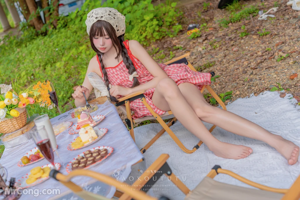 Coser@黏黏团子兔_ 绿野茶会 Lovesick Girls [69P]