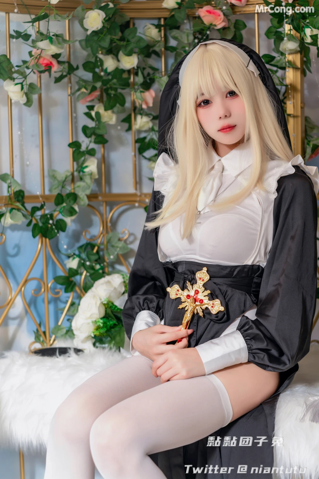 Coser@黏黏团子兔_ Nun 修女 [35P]