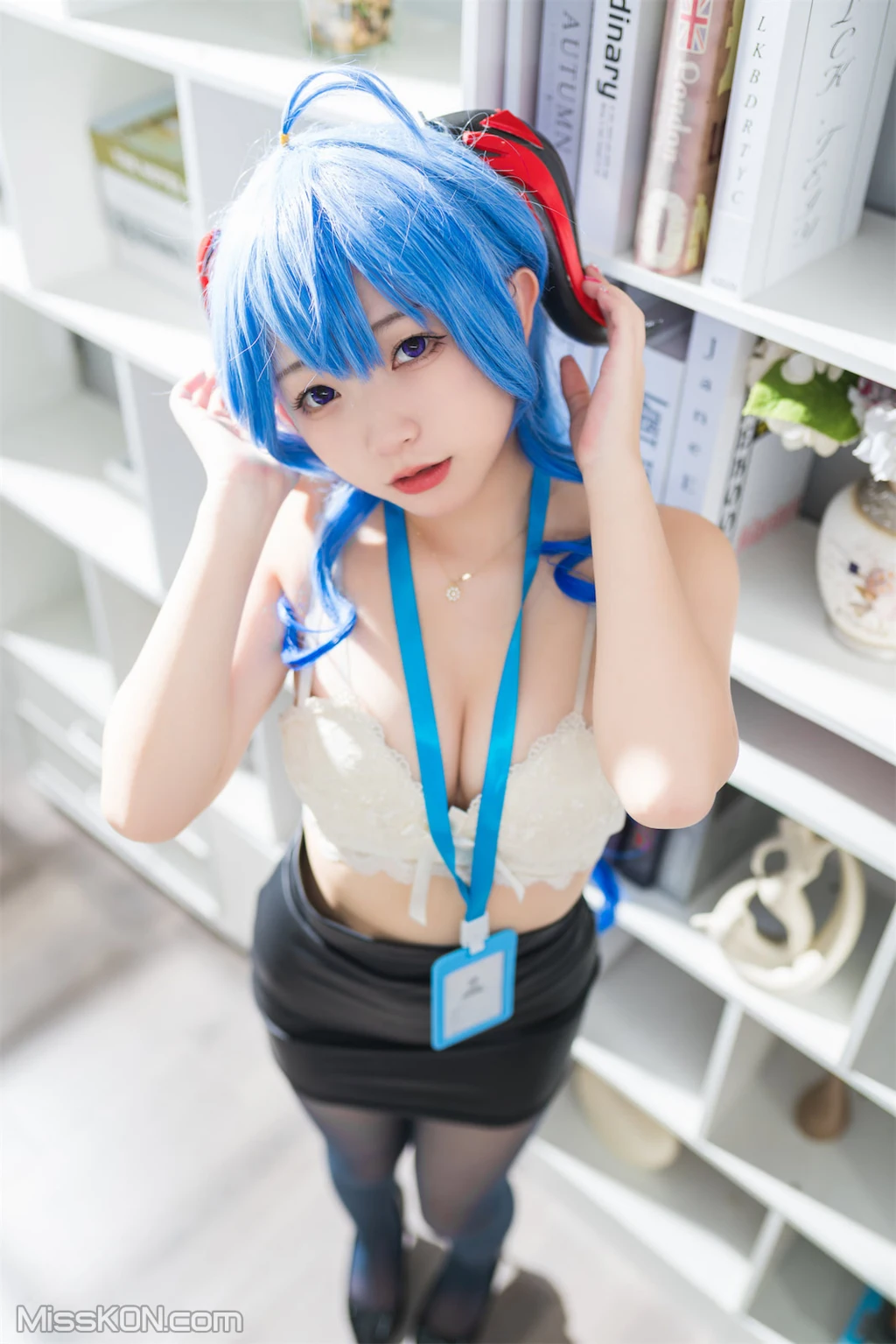 Coser@花铃_ 甘雨秘书OL [93P]