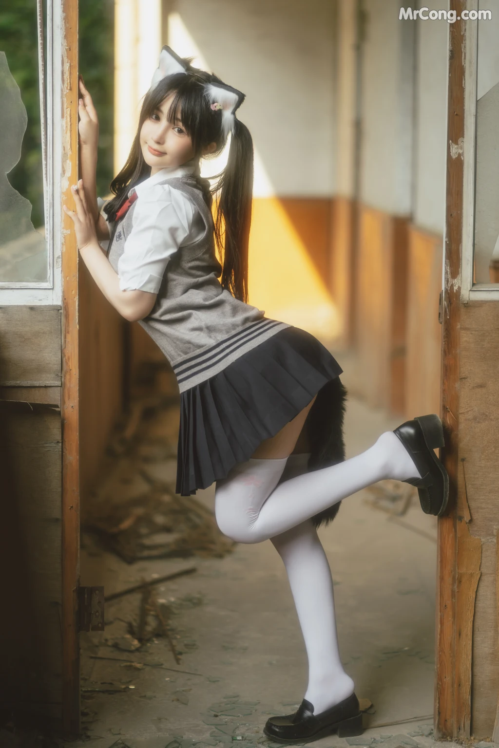 Coser@桜井宁宁 Vol.053_ 废墟jk [74P]