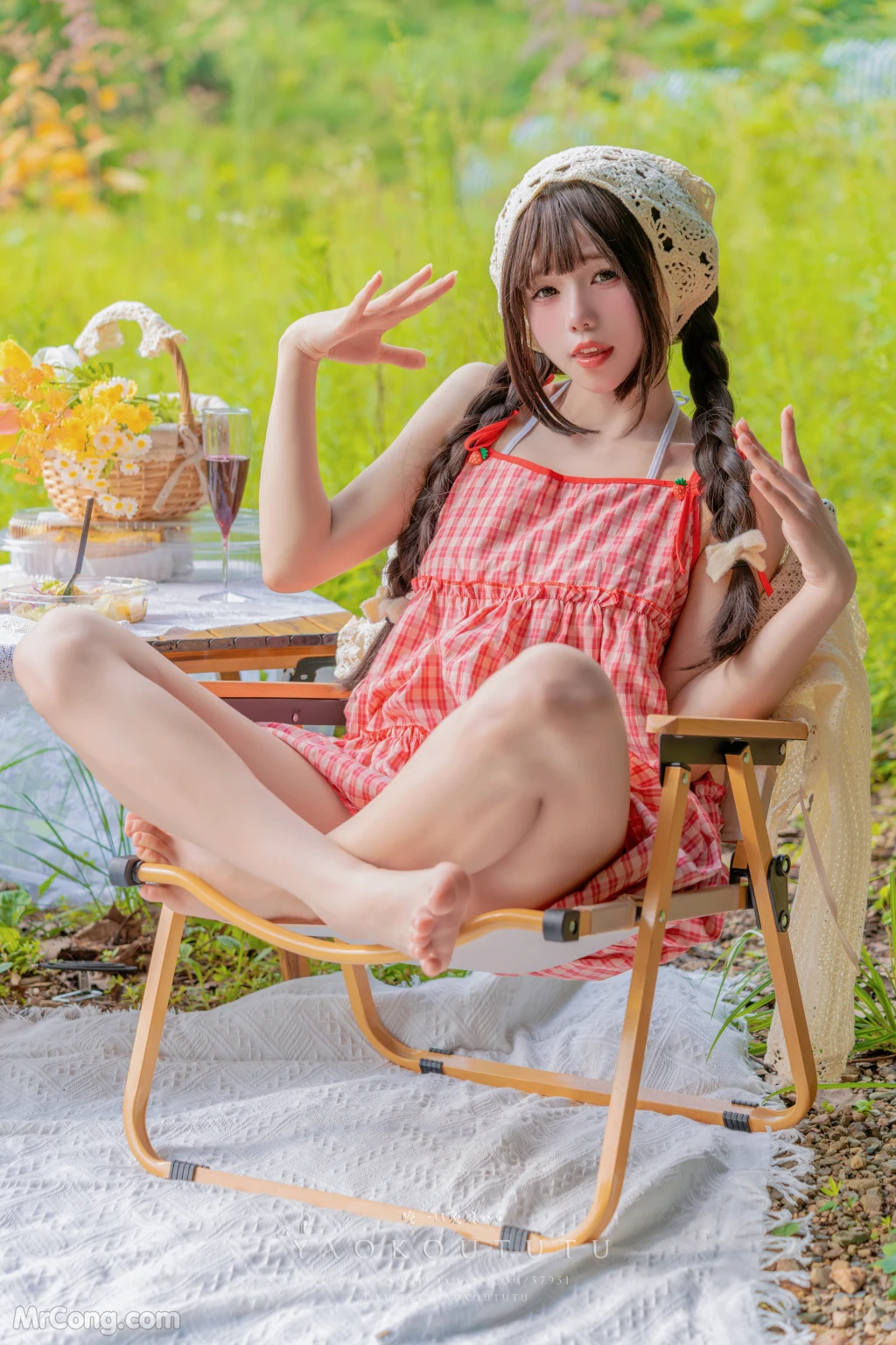 Coser@黏黏团子兔_ 绿野茶会 Lovesick Girls [69P]