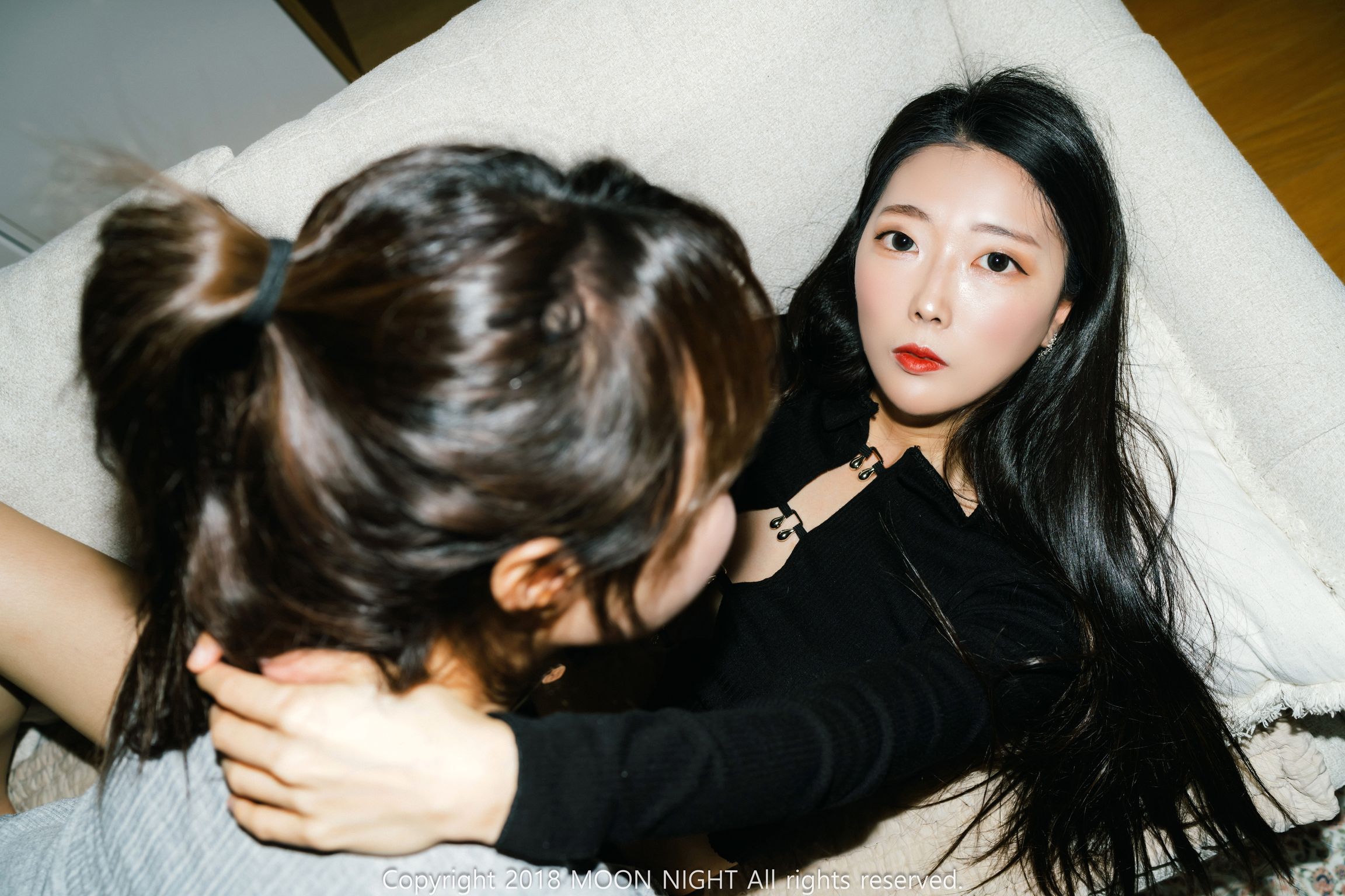 Moon Night Snap - Mona (모나) & Jucy (쥬시)_ Loveholic Vol.2 [78P]