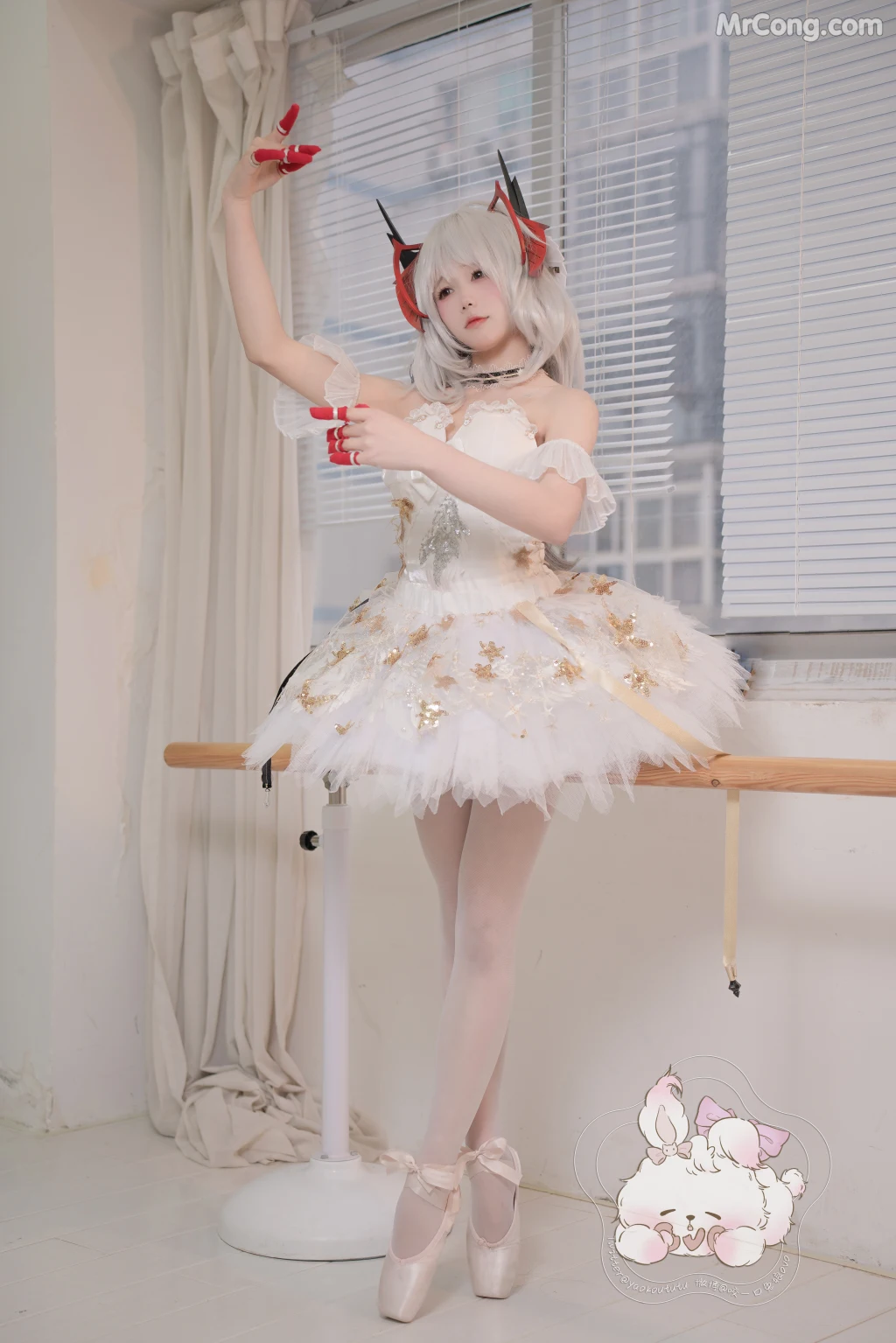 Coser@黏黏团子兔_ W天鹅之舞 [55P]