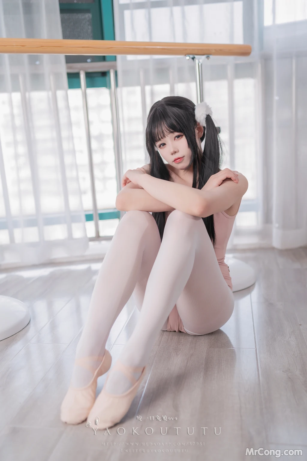 Coser@黏黏团子兔_ 来不及的舞蹈课 [86P]