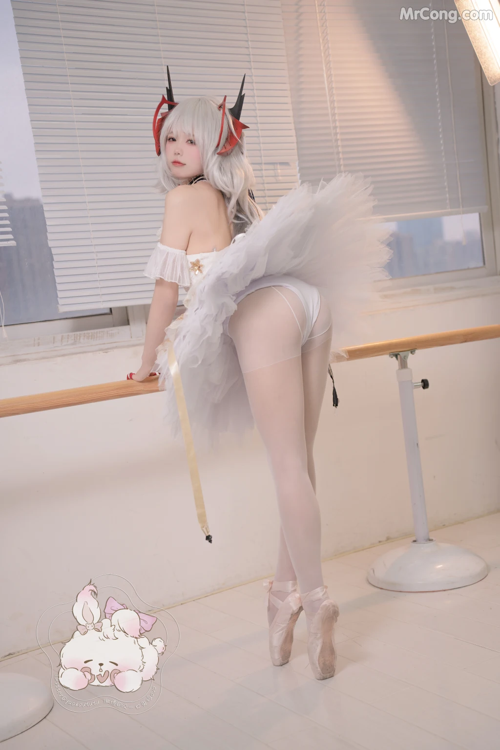 Coser@黏黏团子兔_ W天鹅之舞 [55P]