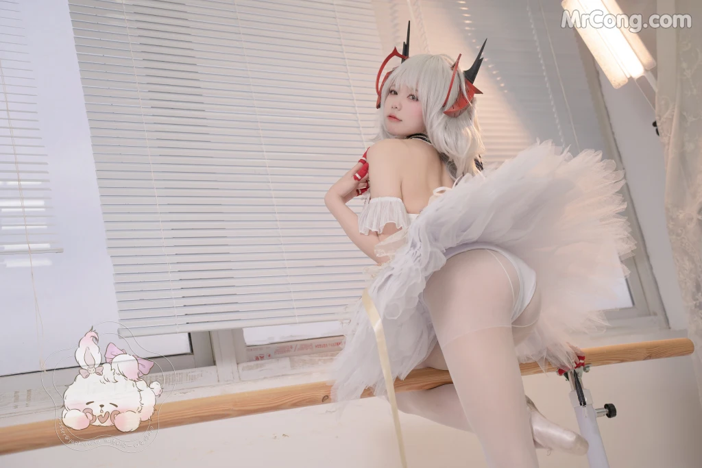 Coser@黏黏团子兔_ W天鹅之舞 [55P]