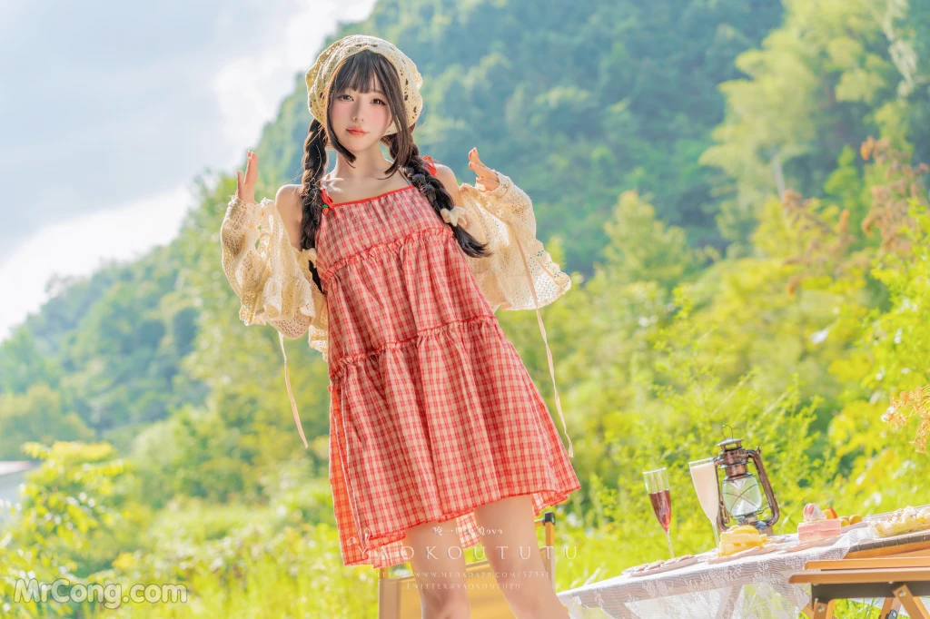 Coser@黏黏团子兔_ 绿野茶会 Lovesick Girls [69P]