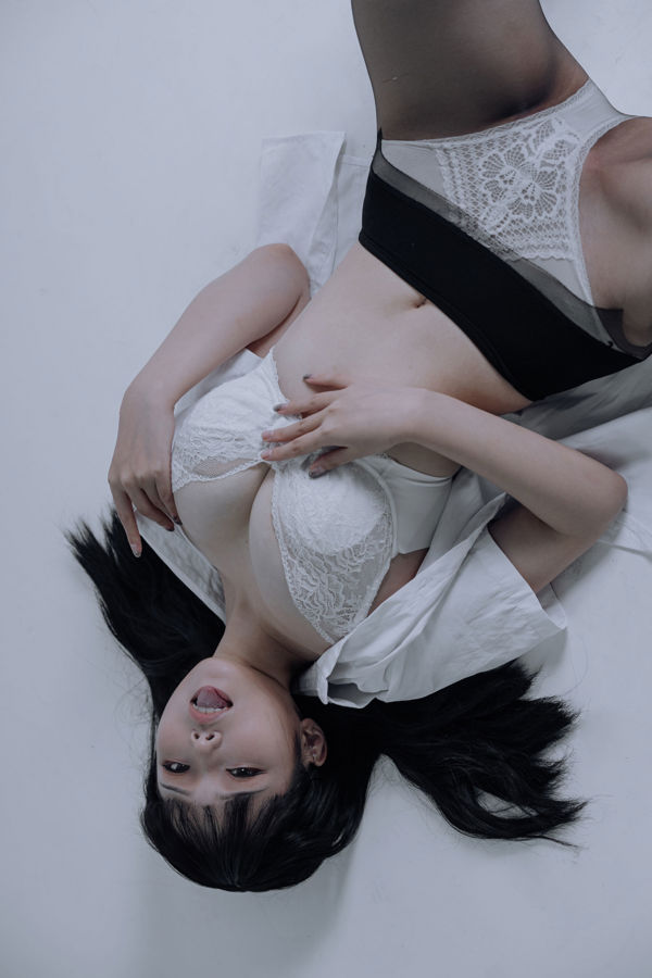 [COS Welfare] Anime Blogger Xueqing Astra - Ranch Story Suckling Pig