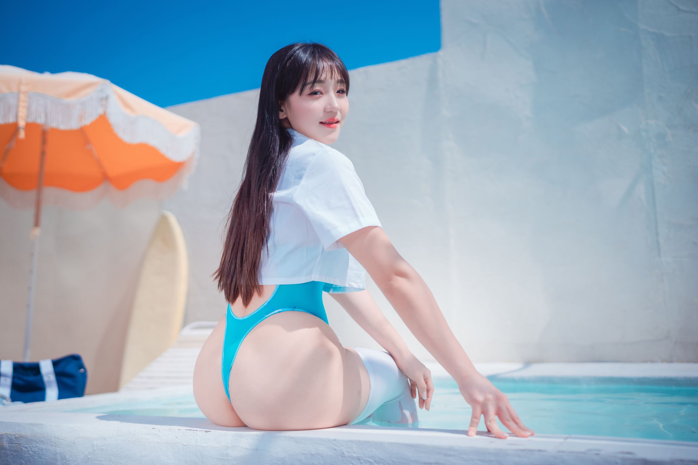 DJAWA Photo – HENDOONG_ “Swimming Lessons #14” [147P]