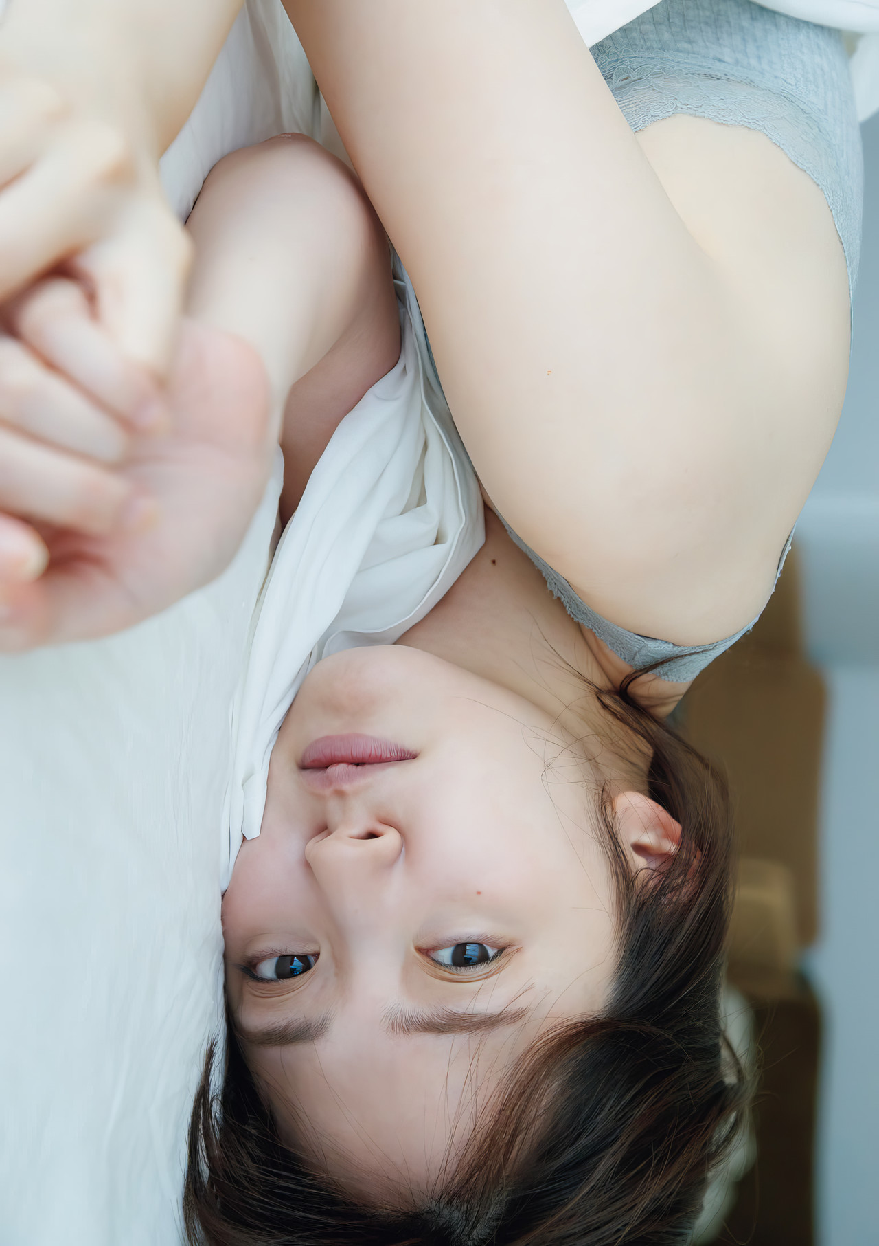 Airi Suzuki 鈴木愛理, 写真集 『 Nectar 』 Set.01