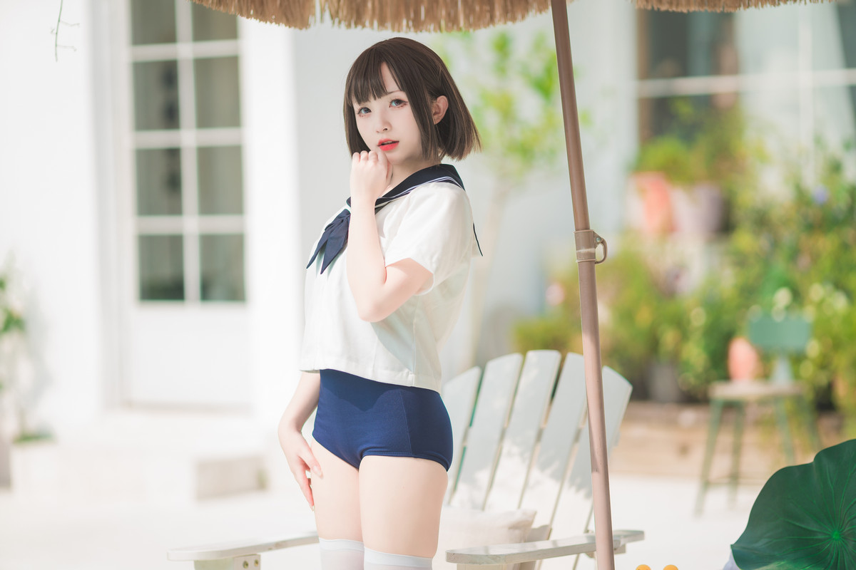 网络美女花铃JK死库水主题泳池性感死库水配白丝袜湿身秀翘臀美腿迷人诱惑写真 [109P]