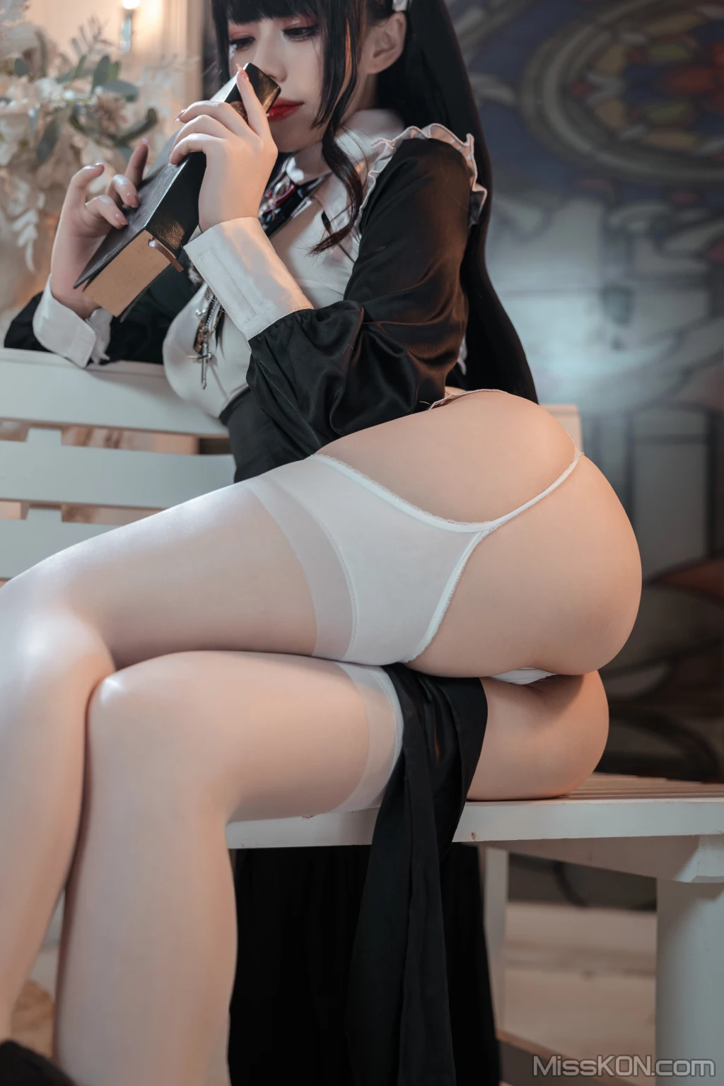 Coser@九言_ 修女与狗 [60P]