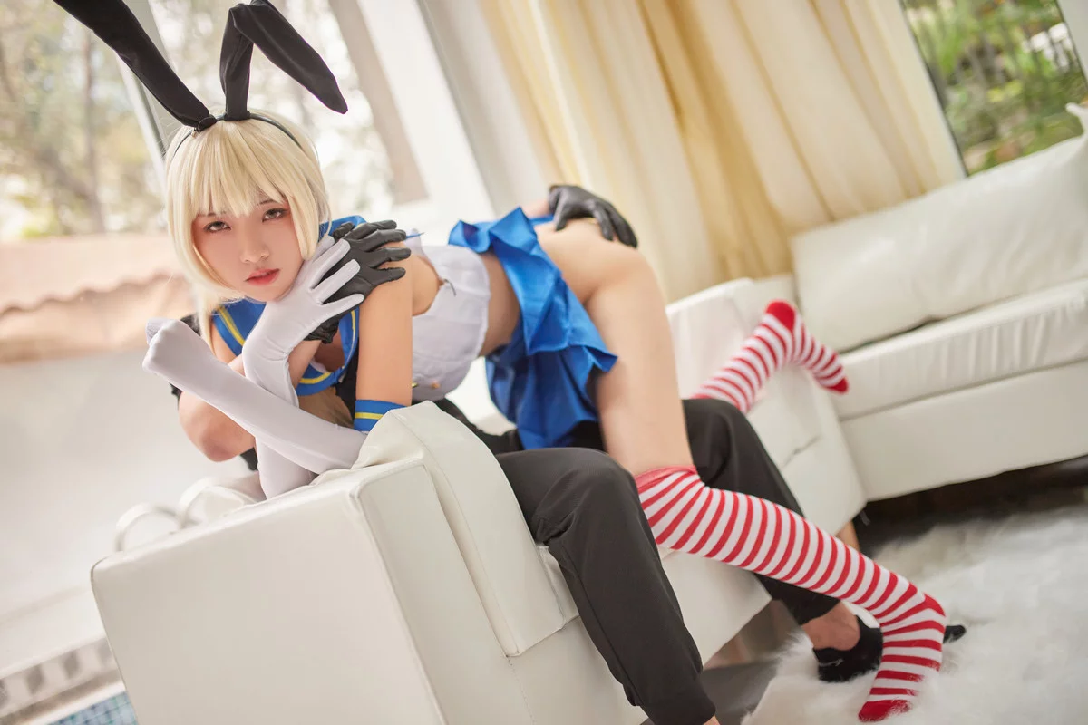 网络美女西瓜少女舰队少女兔女郎主题性感兔女郎装扮脱短裙秀曼妙身姿迷人诱惑写真 [117P]