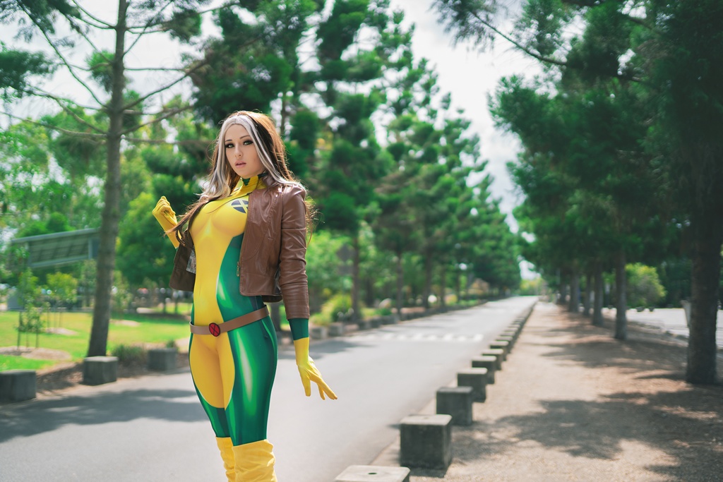 Kayla Erin – Rogue