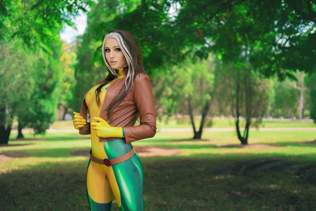 Kayla Erin – Rogue