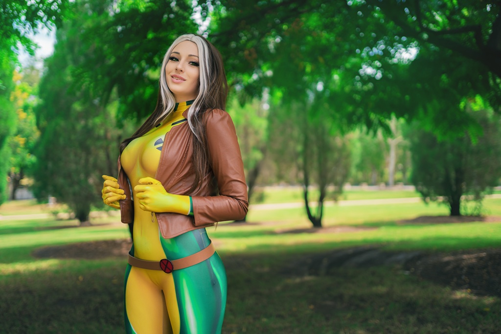 Kayla Erin – Rogue
