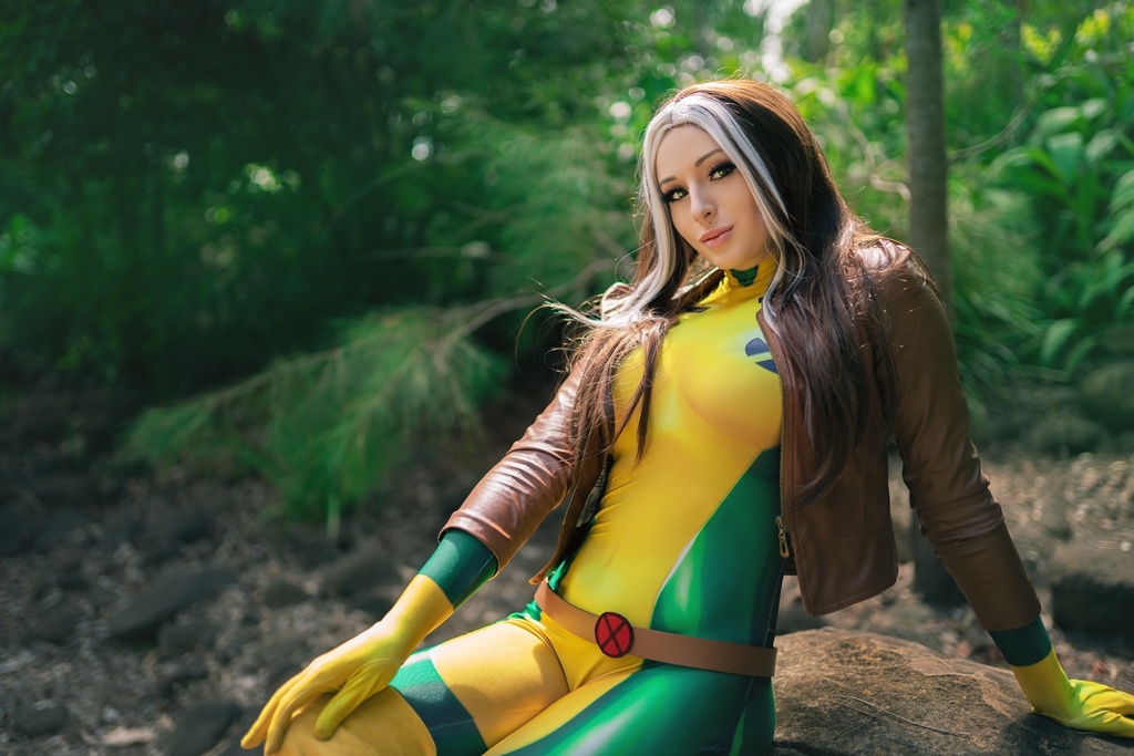 Kayla Erin – Rogue
