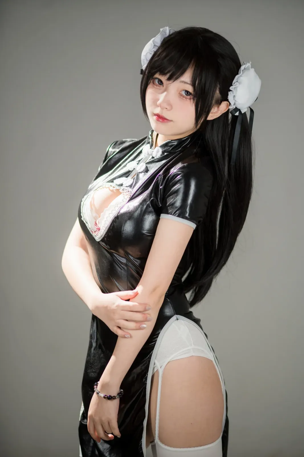 网络美女花铃功夫阿花主题私房性感黑色高开旗袍服饰配白丝吊袜秀完美身材诱惑写真 [123P]