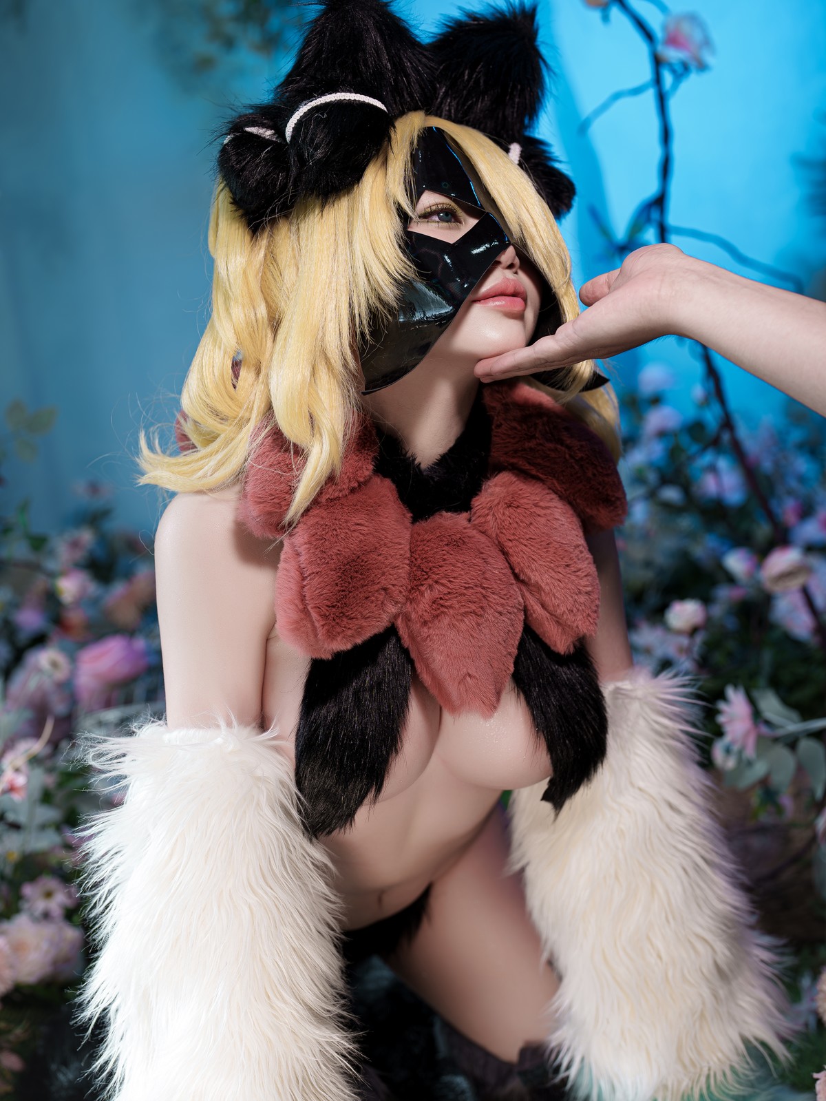 Cosplay ZinieQ Cynthia in Meowscarada Costume [37P]