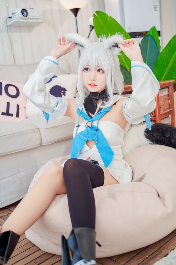 MaoJun 猫君君 – Shirakami Fubuki