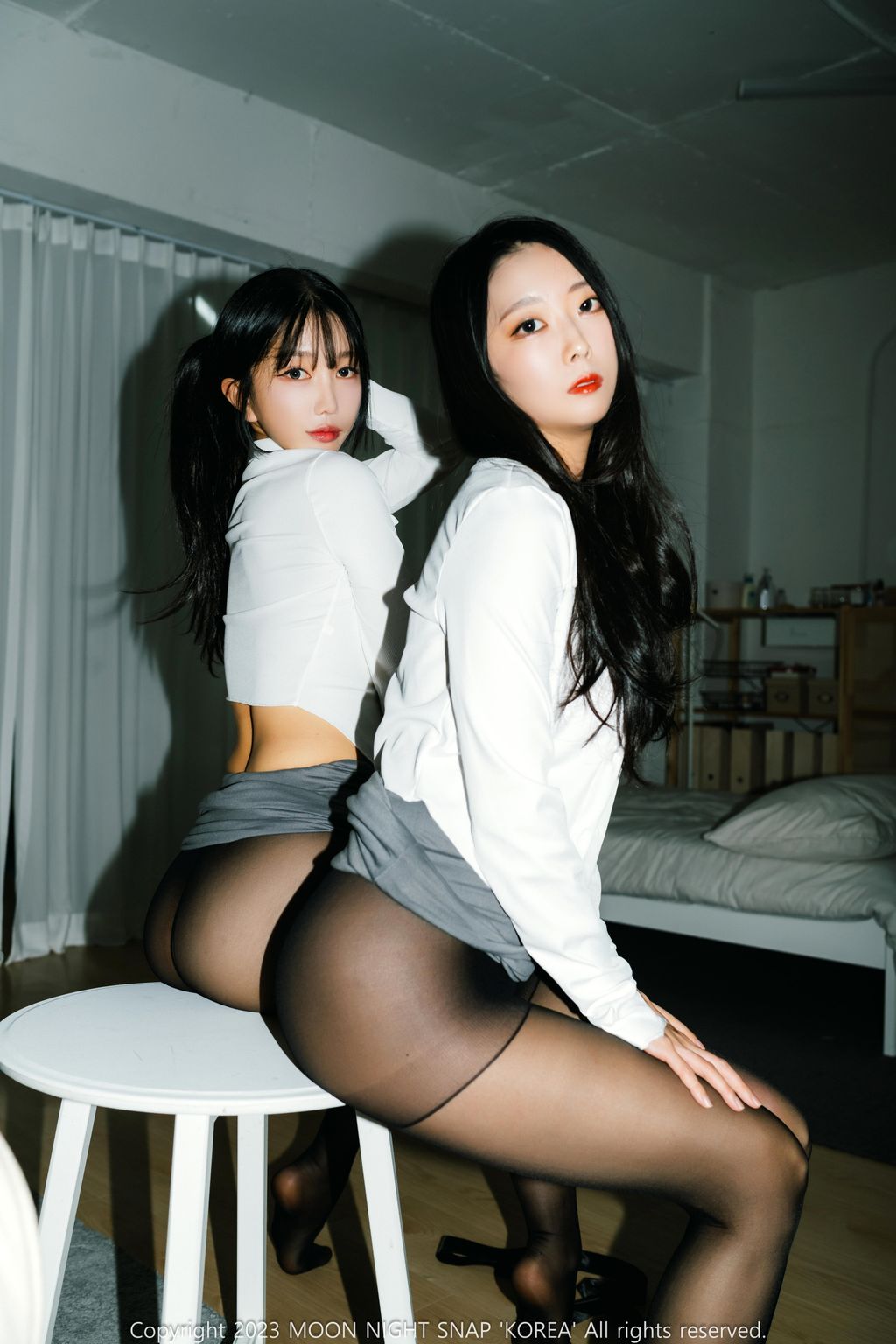 [Moon Night Snap] Mona (모나) & Jucy (쥬시): Stick