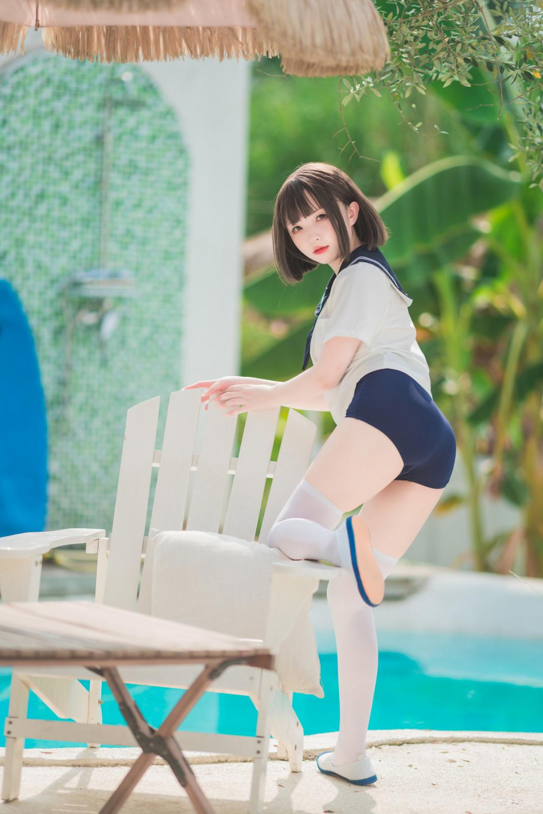 网络美女花铃JK死库水主题泳池性感死库水配白丝袜湿身秀翘臀美腿迷人诱惑写真 [109P]
