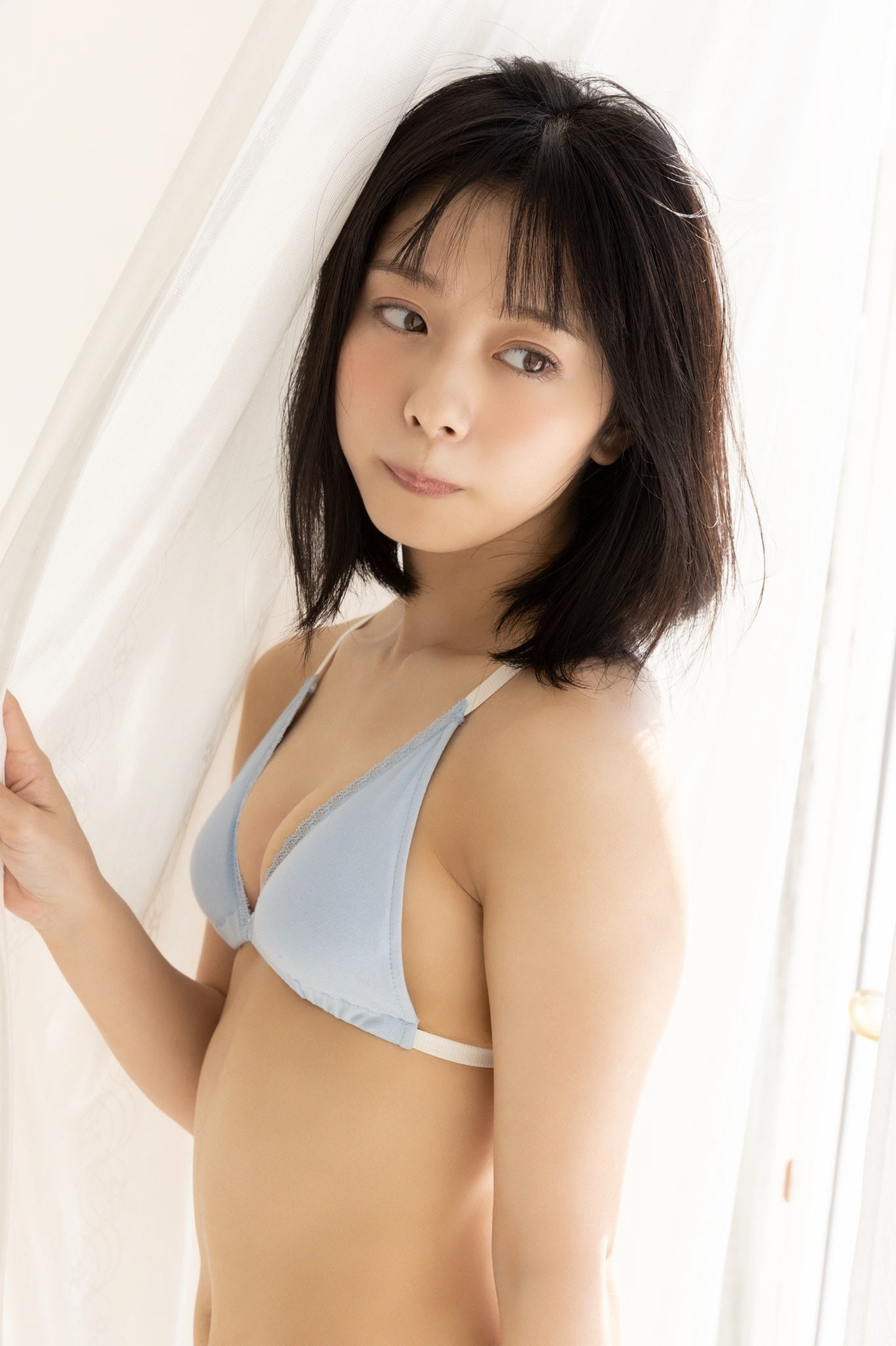 Komaki Mineshima 峰島こまき, SPA!デジタル写真集 「瞳に吸い込まれて」 Set.02 [31P]