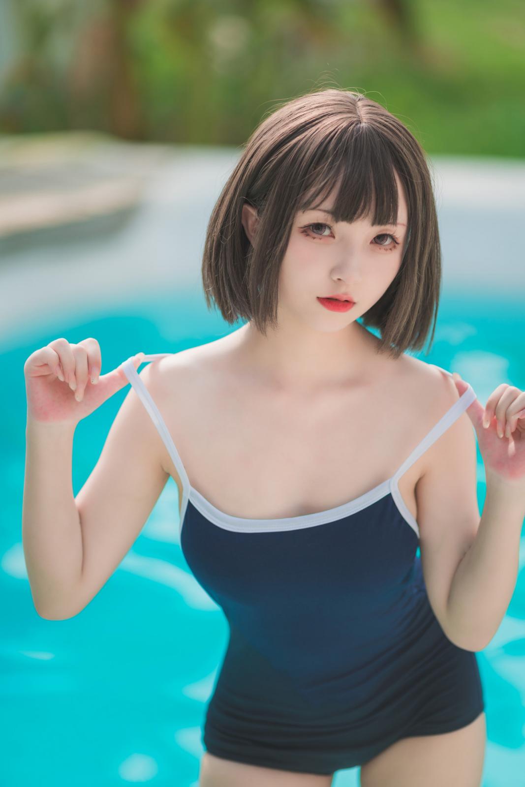 网络美女花铃JK死库水主题泳池性感死库水配白丝袜湿身秀翘臀美腿迷人诱惑写真 [109P]