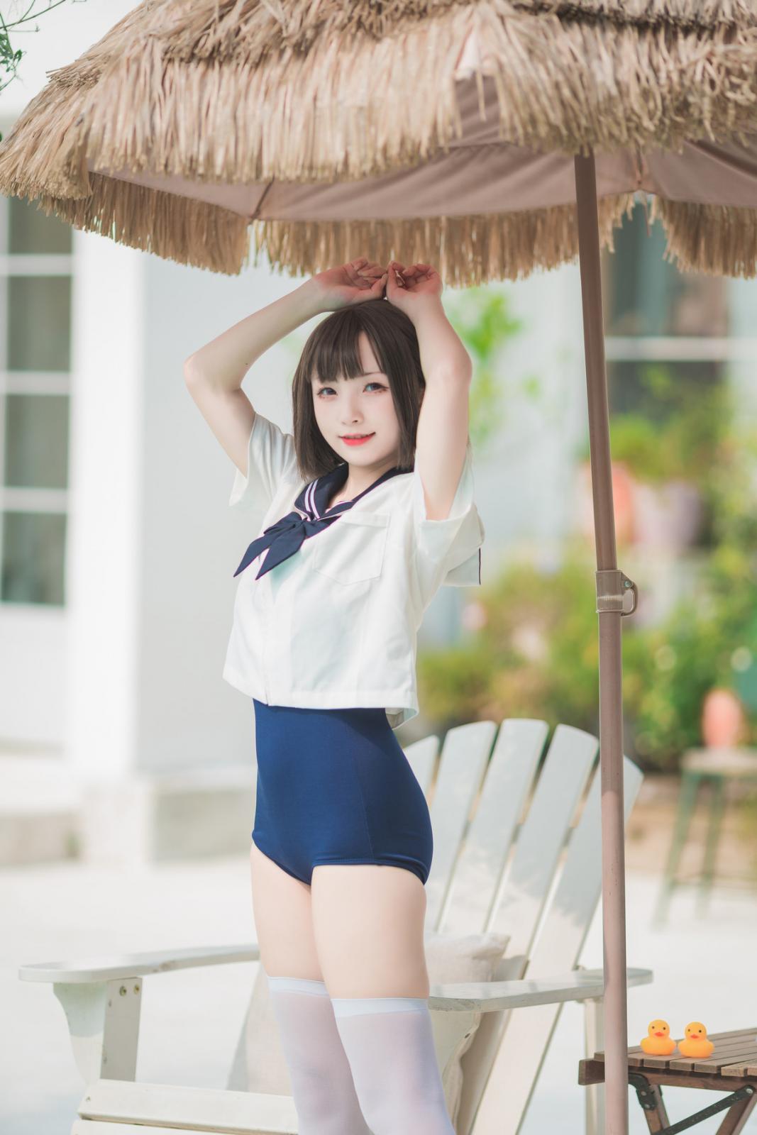 网络美女花铃JK死库水主题泳池性感死库水配白丝袜湿身秀翘臀美腿迷人诱惑写真 [109P]