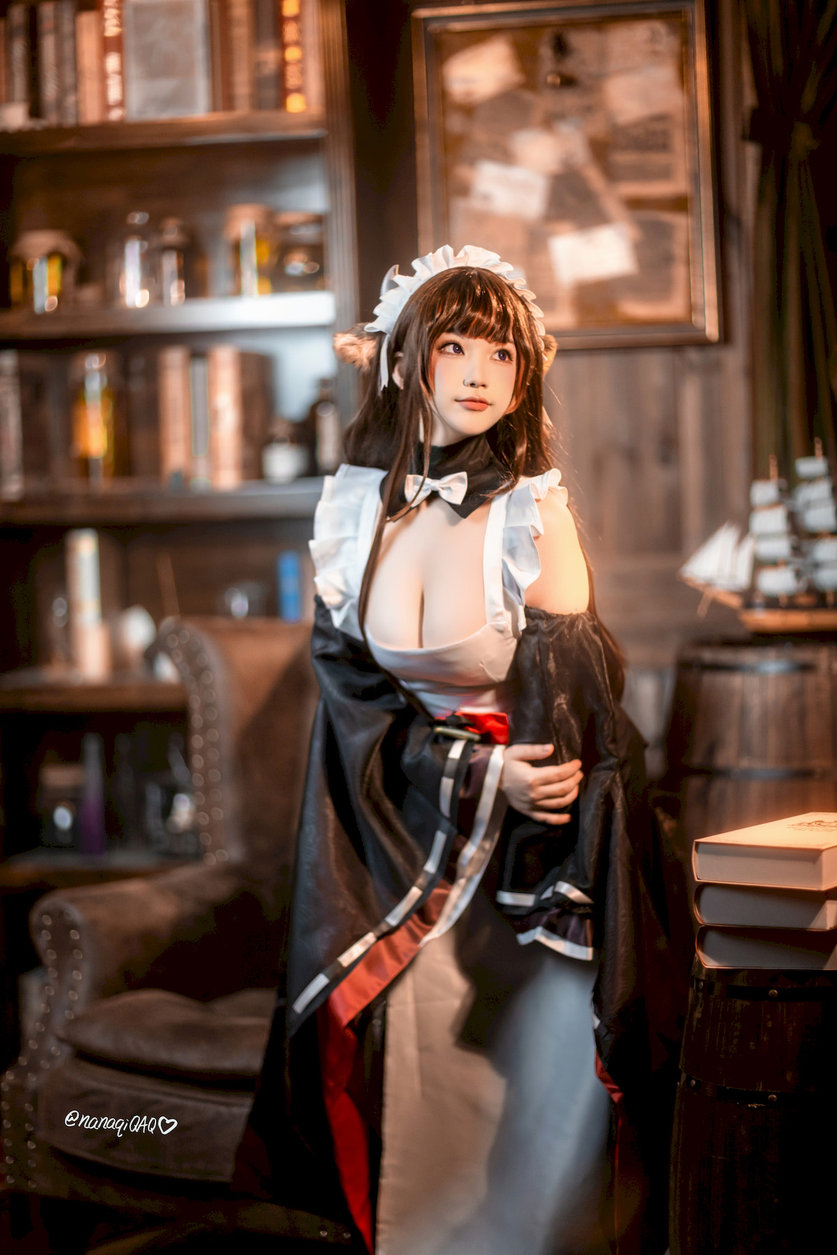 Cosplay 七七娜娜子 牛牛女仆 [41P]