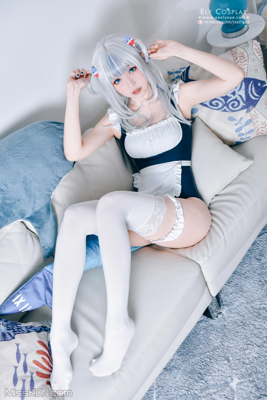 Coser@Ely_eee (ElyEE子)_ Gura Swimsuit [19P]