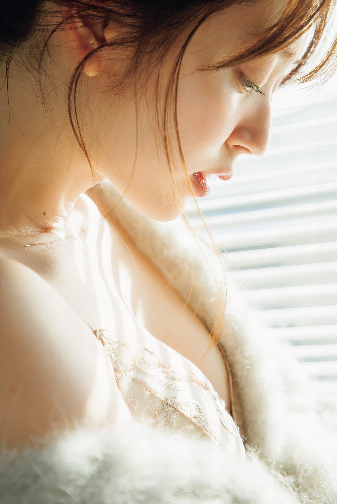 Airi Suzuki 鈴木愛理, 写真集 『 Nectar 』 Set.01