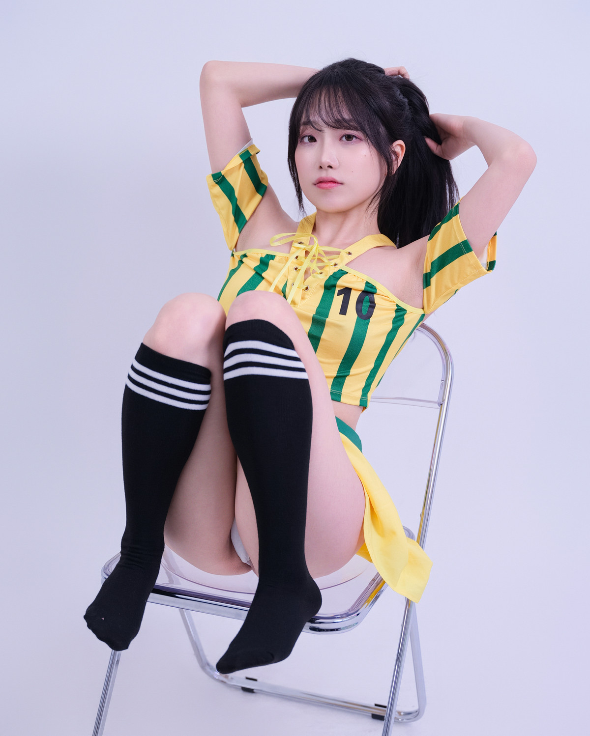 Baeksultang 백설탕, [Glamarchive] Vol.19 Football Fan [47P]